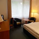 Kempe Komfort 3* זולינגן